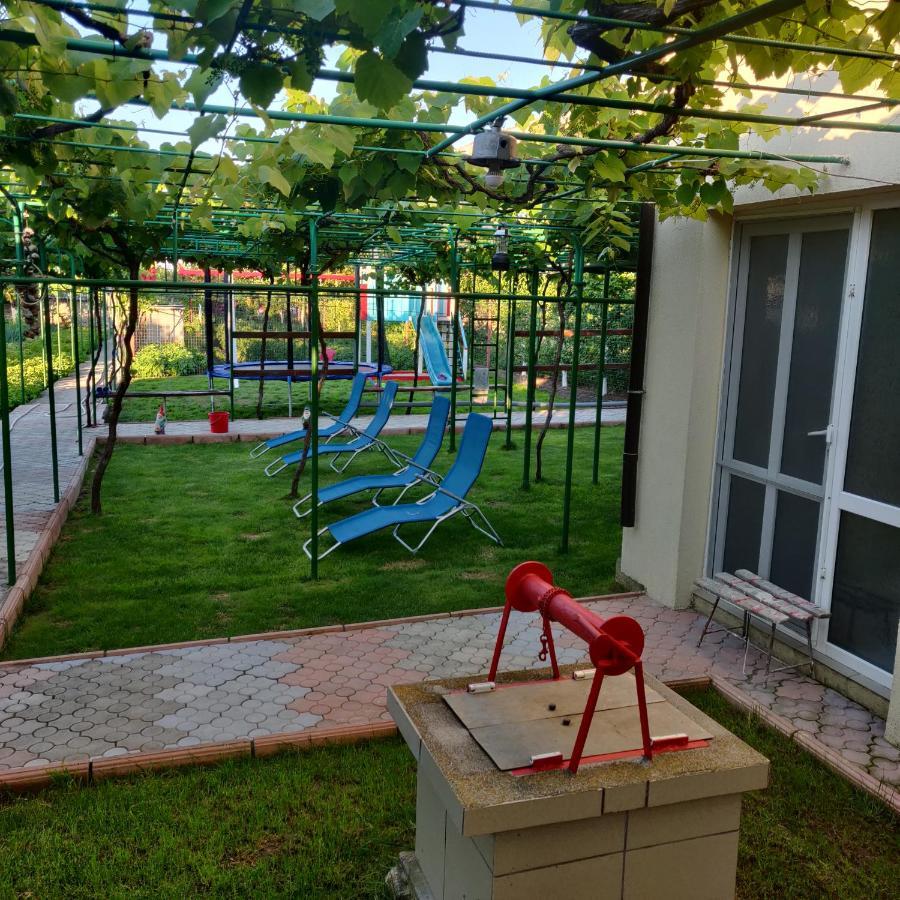 Hotel Casa Elena Două Mai Exterior foto