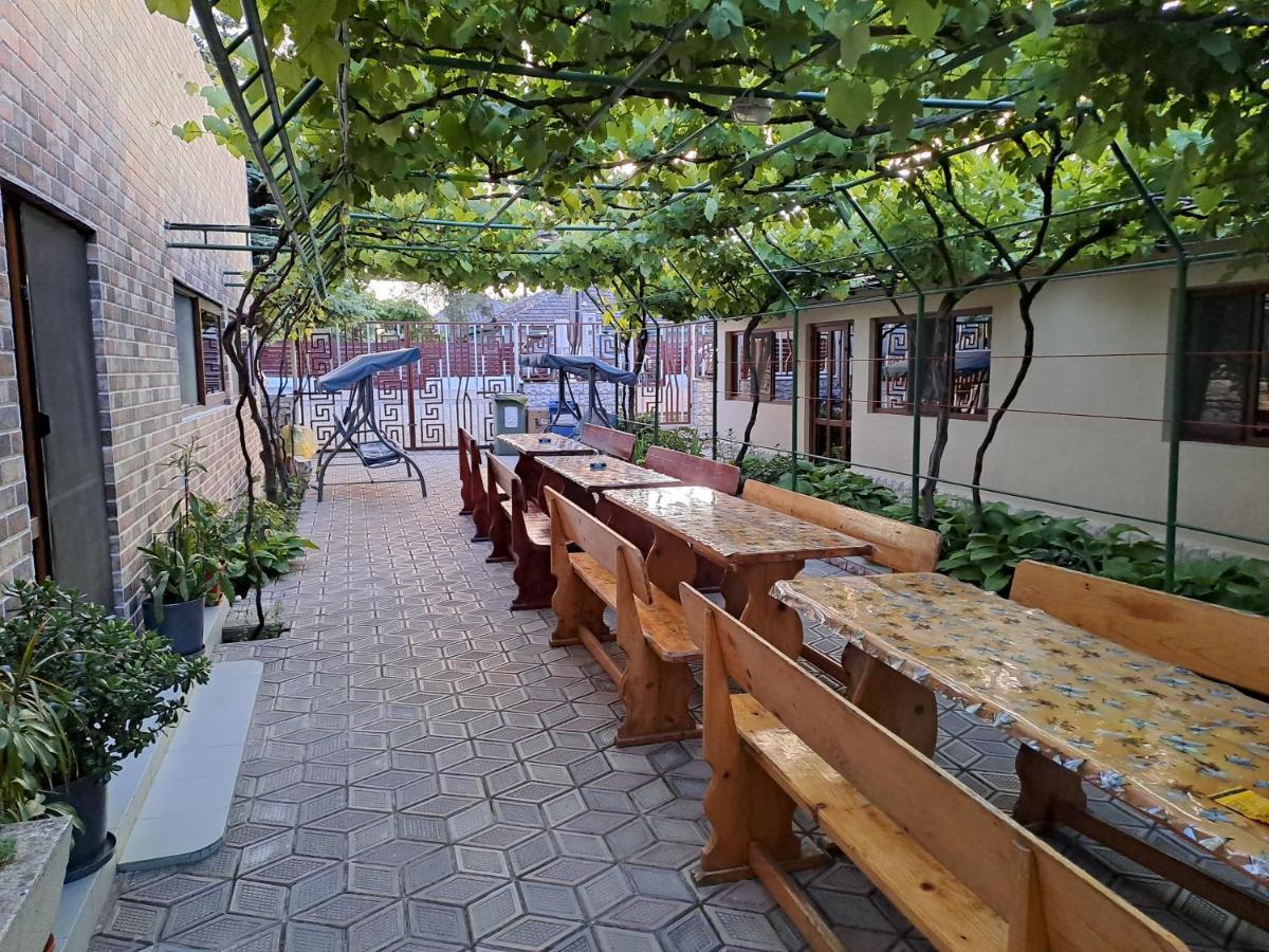 Hotel Casa Elena Două Mai Exterior foto