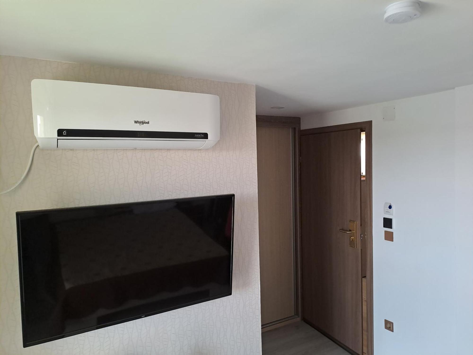 Hotel Casa Elena Două Mai Habitación foto